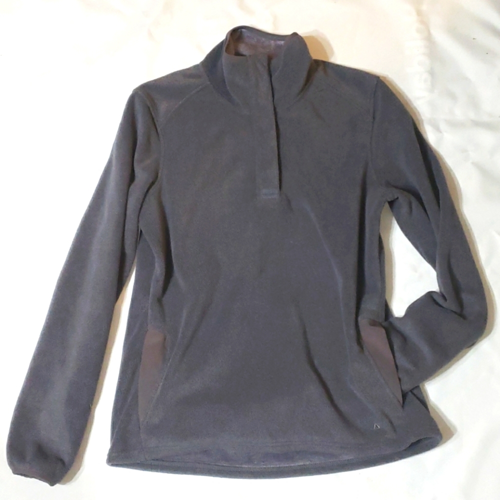 Mens Basin + Range gray quarter zip sweater medium